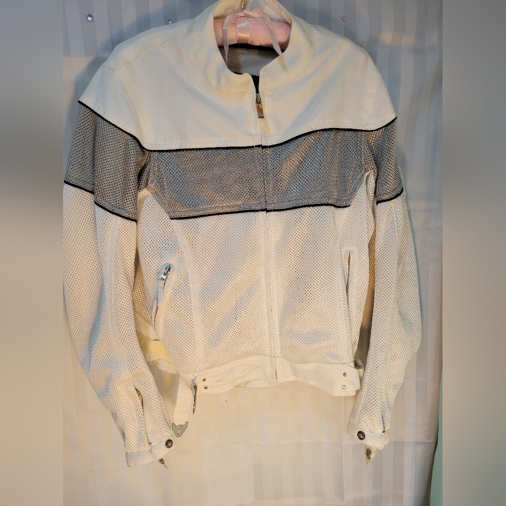 Power Trip Womens Size M Motorcycle Bomber Jacket White Padded.